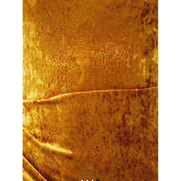 Saylor Gold Velvet Midi Dress With Spaghetti Straps & Side Slit For Women NWOT - Picture 7 of 8